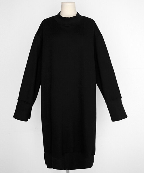 DHOLIC（ディーホリック）の「裏起毛ハーフネックスリットワンピース（ワンピース・レディース・ベージュ/ブラック/グレー/ホワイト・FREE）」の3枚目の写真