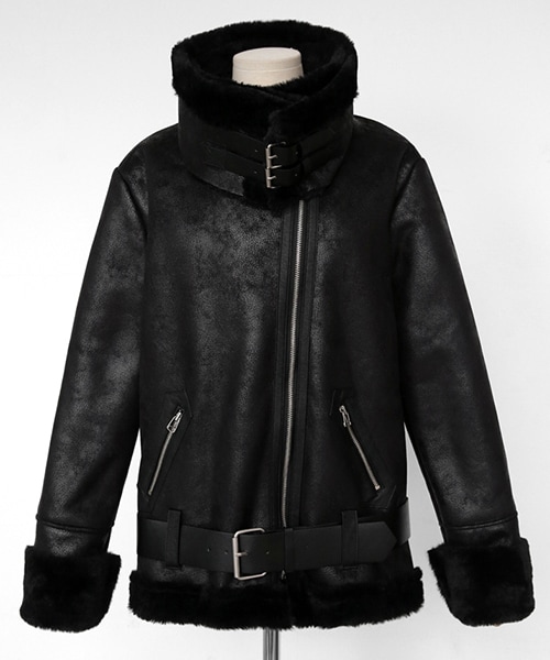 DHOLIC（ディーホリック）の「レイヤードカラーフェイクムートンジャケット（ムートンコート・レディース・ホワイト/ブラック/ベージュ・FREE）」の2枚目の写真