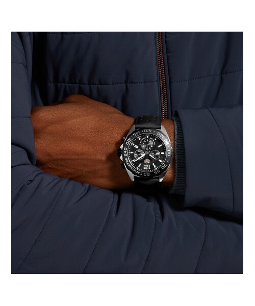 TAG Heuer(タグホイヤー)の「TAG Heuer Formula 1 Chronograph 43mm Stainless Steel And Rubber Watch(アナログ腕時計・メンズ・Black・one size)」の3枚目の写真