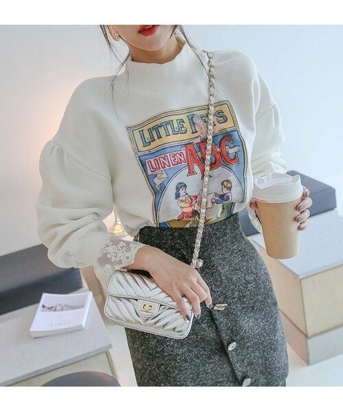 D&B By DABAGIRL（-）の「モックネックプリントレーススウェット（スウェット・レディース・ブラウン/ホワイト/パープル・FREE）」の2枚目の写真