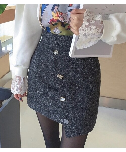 D&B By DABAGIRL（-）の「ハイウエストマルチボタンミニスカート（スカート・レディース・ブルー/ブラック・FREE）」の2枚目の写真