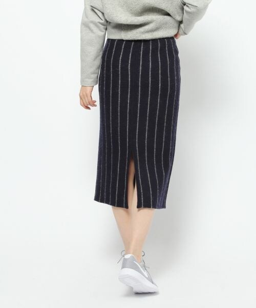 BARNYARDSTORM（バンヤードストーム）の「ストライプタイトスカート（スカート・グレー/ネイビー）」の18枚目の写真