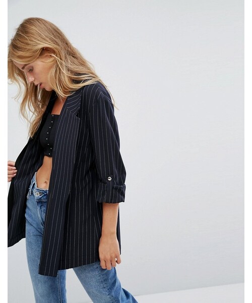 Bershka(ベルシュカ)の「Bershka Pin Stripe Tailored Blazer(テーラードジャケット・レディース・Blue・XS/S)」の1枚目の写真