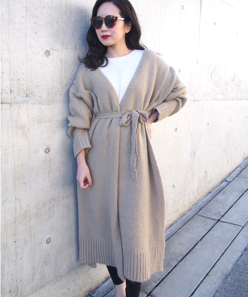 LAULEN（ローレン）の「SLIT KNIT LONG GOWN（カーディガン/ボレロ・レディース・グレー/ベージュ/ピンク・フリー）」の2枚目の写真