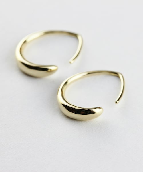 pinacoteca（ピナコテーカ）の「ピナコテーカ 708 シンプリー ゴールド フープ ピアス（ピアス（両耳用）・レディース・ゴールド・Free）」の2枚目の写真