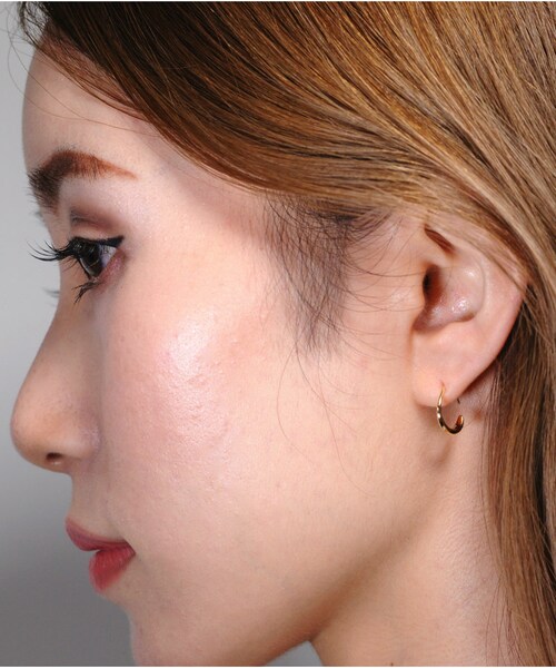 pinacoteca（ピナコテーカ）の「ピナコテーカ 708 シンプリー ゴールド フープ ピアス（ピアス（両耳用）・レディース・ゴールド・Free）」の7枚目の写真