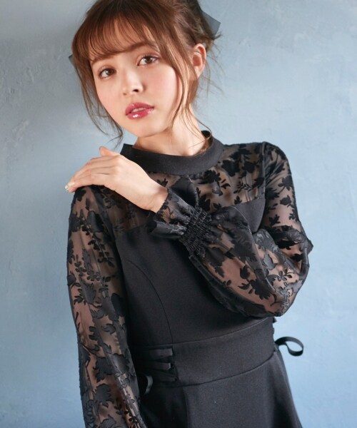 MAJESTIC LEGON（マジェスティックレゴン）の「【予約商品】【WEB限定】キャンディースリーブドレス（ワンピース/ドレス・レディース・ブラック/ピンク・M）」の7枚目の写真