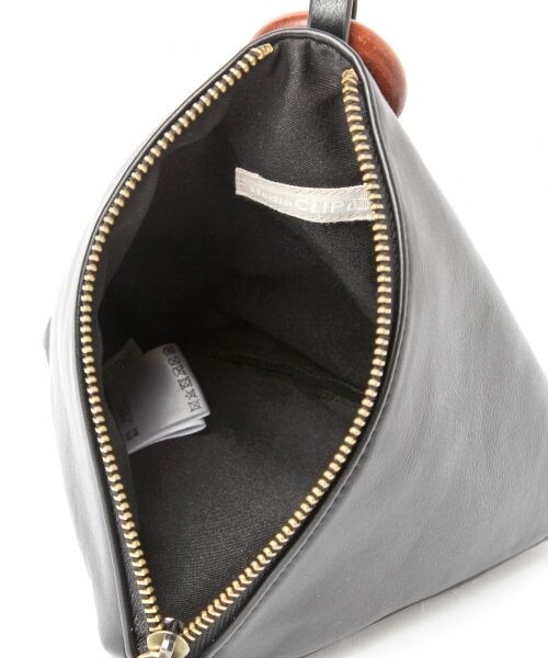 studio CLIP（スタディオクリップ）の「2WAYフェイクレザー三角バッグ（バッグ・ライトグレー/ブラック）」の12枚目の写真