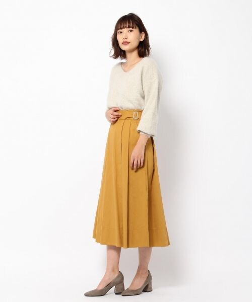 laboratory work（ラボラトリーワーク）の「サイドアジャストチノスカート（スカート・ブラック/ベージュ/イエロー）」の4枚目の写真