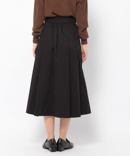 laboratory work（ラボラトリーワーク）の「サイドアジャストチノスカート（スカート・ブラック/ベージュ/イエロー）」の9枚目の写真