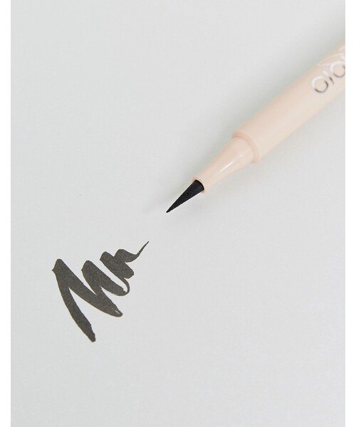 Maybelline(メイベリン)の「Maybelline x Gigi Hadid East Coast Collection Liquid Eyeliner(ファンデーション・レディース・Black・One Size)」の4枚目の写真