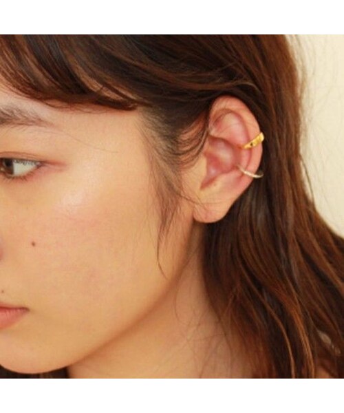Handmade(ハンドメイド)の「gold ear cuff(ピアス(片耳用)・レディース・その他)」の5枚目の写真