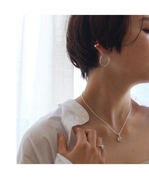 Handmade(ハンドメイド)の「gold ear cuff(ピアス(片耳用)・レディース・その他)」の9枚目の写真