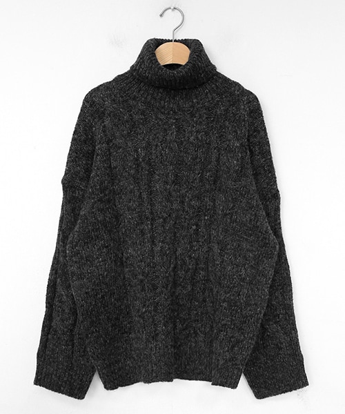 DHOLIC（ディーホリック）の「ケーブルタートルネックニット（ニット/セーター・レディース・ベージュ/ブラウン/グレー/ピンク・FREE）」の2枚目の写真