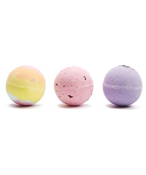 FOREVER 21（フォーエバー トゥエンティーワン）の「FOREVER 21 Fizzy Scoops Bath Bomb Set（石鹸