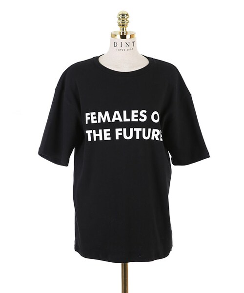 DINT(ディント)の「ピメル起毛レタリングトップ(Tシャツ/カットソー・レディース・White/Black/Grey/Red・one(44~66size))」の2枚目の写真