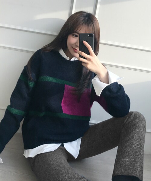 DHOLIC（ディーホリック）の「コントラストカラーニット（ニット/セーター・レディース・ホワイト/ブルー/グレー/ブラウン・FREE/RFEE）」の4枚目の写真