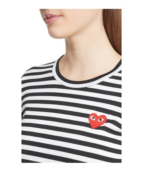 COMME des GARCONS（コムデギャルソン）の「Women's Comme Des Garcons Play Stripe Cotton Tee（Tシャツ/カットソー・レディース・Black/Blue/Red・X-Small/Small/Medium/Large）」の5枚目の写真