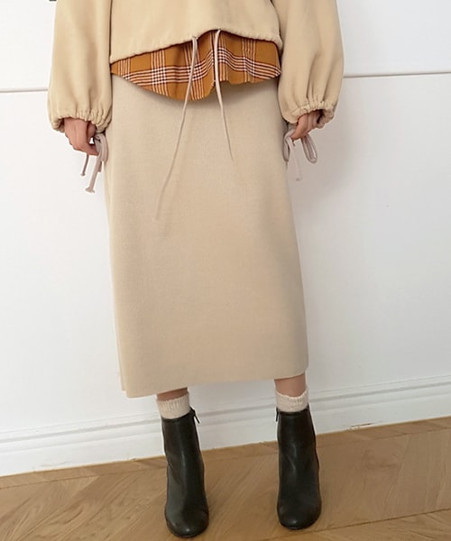 DHOLIC（ディーホリック）の「サイドスリットニットスカート（スカート・レディース・グレー/ベージュ/ブラック・FREE）」の3枚目の写真