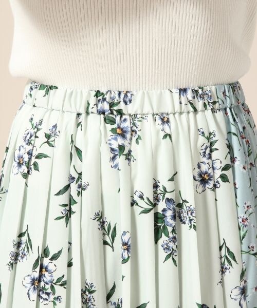 LOWRYS FARM（ローリーズファーム）の「★WEB先行予約アイテム★ハナキリカエプリーツスカート（スカート・イエロー/ブルー/ネイビー）」の7枚目の写真