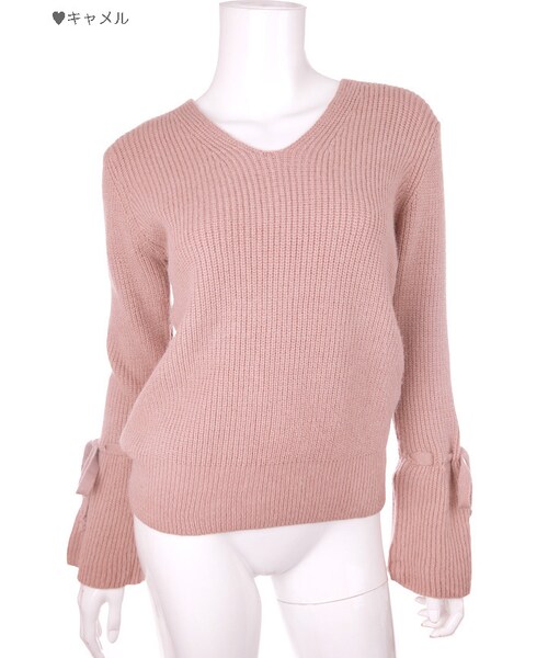 Bobon21（ボボンニジュウイチ）の「ベルスリーブ背中レースアップニット-全２色-（ニット/セーター・レディース・ホワイト/ブラウン・Free）」の2枚目の写真