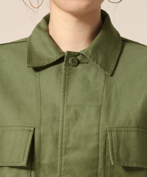 M☺︎︎︎︎プロフィール必読☺︎︎︎︎LOWRYS FARM カーキ ショート丈ジャケット LOWRYS FARM（ローリーズファーム）の「襟付きキルティングジャケット