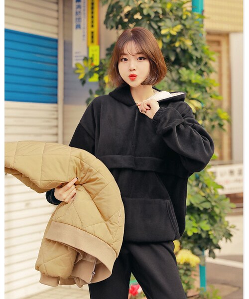 HOTPING（ホッピン）の「フロントポケットボアフードパーカー（その他トップス・レディース・ネイビー/ブラウン/グレー/ピンク/カーキ/ブラック・フリーサイズ(XS-XL)）」の2枚目の写真