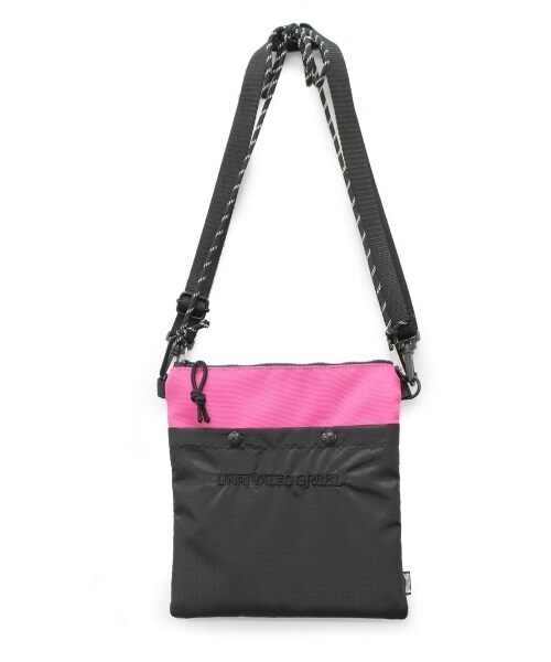 RNA（アールエヌエー）の「＜予約＞ダブルFACEサコッシュ（バッグ・レディース・ブラック×オレンジ/ブルー×レッド/ピンク×ブラック・F）」の3枚目の写真