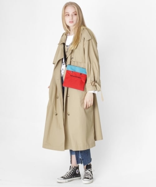 RNA（アールエヌエー）の「＜予約＞ダブルFACEサコッシュ（バッグ・レディース・ブラック×オレンジ/ブルー×レッド/ピンク×ブラック・F）」の17枚目の写真