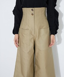 ELIN ハイウエスト　クロップド　ワイドパンツ
¥38,500 ELIN（エリン）の「ハイウエストクロップドワイドパンツ