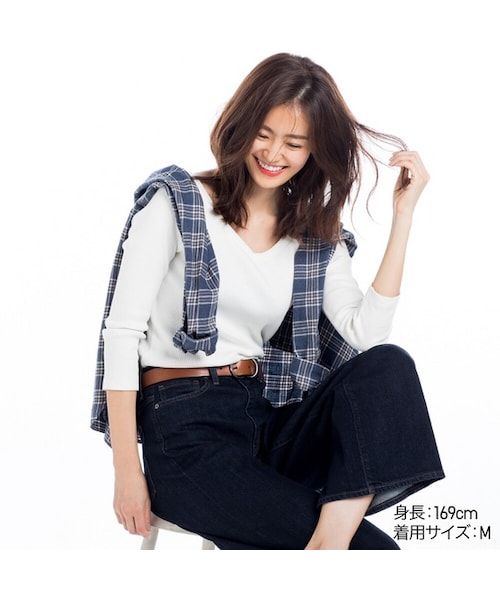UNIQLO（ユニクロ）の「リブバレエネックT（7分袖）（Tシャツ/カットソー・レディース・BROWN 34/BLACK 09/OFF WHITE 01/PURPLE 78・3XL）」の2枚目の写真