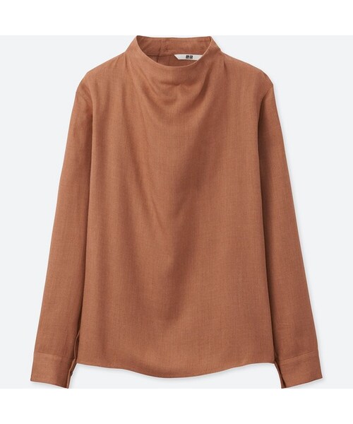 UNIQLO（ユニクロ）の「レーヨンドレープハイネックブラウス（長袖）（シャツ/ブラウス・レディース・OFF WHITE 01/ORANGE 27・3XL/XXL）」の2枚目の写真