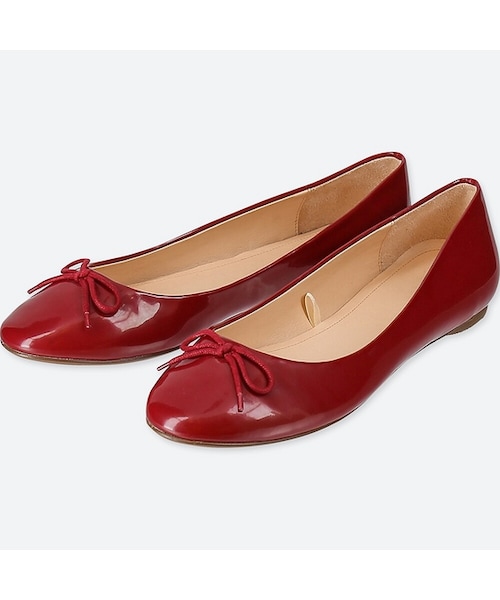 UNIQLO（ユニクロ）の「バレエシューズ（エナメル）（その他シューズ・レディース・NAVY 69/PINK 12/WINE 18/BLACK 09・23.5/24.0/24.5/22.5/25.0/23.0）」の4枚目の写真