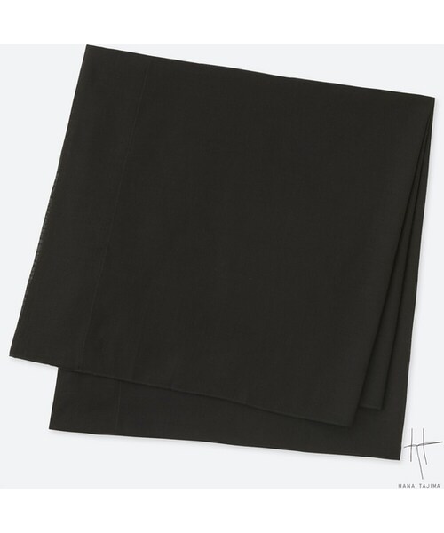 UNIQLO（ユニクロ）の「エアリズムストール＋E（マフラー・レディース・BEIGE 32/BLACK 09/RED 17/BROWN 37/GRAY 05・フリー）」の2枚目の写真