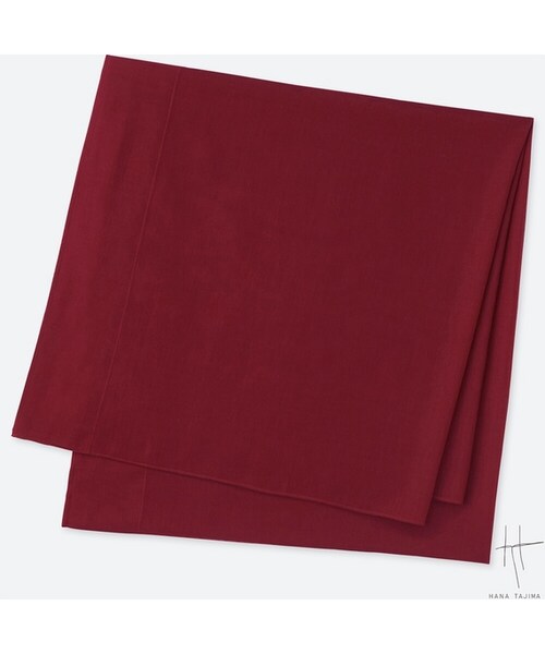 UNIQLO（ユニクロ）の「エアリズムストール＋E（マフラー・レディース・BEIGE 32/BLACK 09/RED 17/BROWN 37/GRAY 05・フリー）」の5枚目の写真