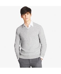 UNIQLO | カシミヤVネックセーター（長袖）(ニット/セーター)