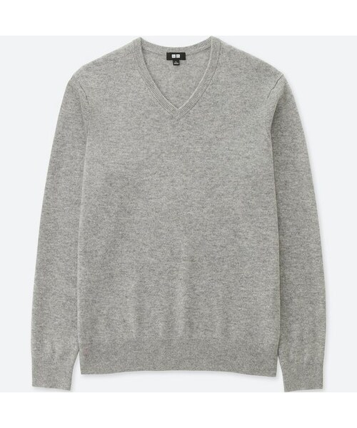 UNIQLO（ユニクロ）の「カシミヤVネックセーター（長袖）（ニット/セーター・メンズ・GRAY 03/NAVY 69/BLACK 09/PINK 11/DARK GRAY 08/WINE 18/KHAKI 33/DARK GREEN 58/BLUE 67/BLUE 62/BROWN 35/GRAY 06・XL/L/S/4XL/3XL/XXL/M/XS）」の3枚目の写真