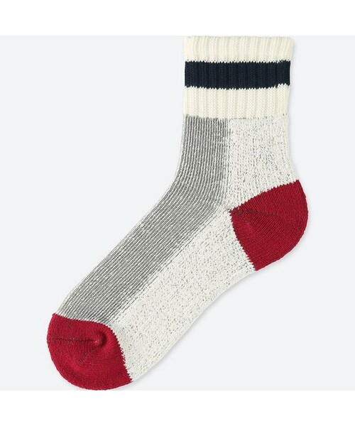 UNIQLO（ユニクロ）の「プレイティングラインハーフソックス（ソックス/靴下・メンズ・BLACK 09/RED 16・25-27/27-29）」の2枚目の写真