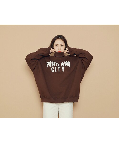 HOTPING(ホッピン)の「ボアロゴハイネックプルオーバー(その他トップス・レディース・ピンク/クリーム/ネイビー/ブラウン/ブラック・フリーサイズ(XS-XL) )」の4枚目の写真