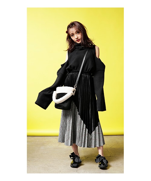 CHEER CLOSET（チアクローゼット）の「【前田希美】オープンショルダー 