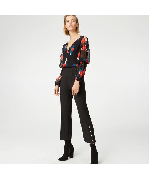 CLUB MONACO（クラブモナコ）の「Linzee Crop Flare Pant（その他パンツ・レディース・black/wild berry・00/2/4/6/10/12）」の5枚目の写真