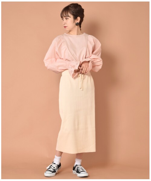 w closet（ダブルクローゼット）の「【S/S】異素材袖スワトー刺繍プルオーバー（トップス・レディース・オフホワイト/ピンク/サックス/ブラック・FREE）」の14枚目の写真