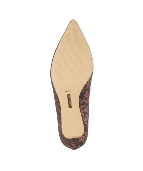 Louise et Cie(ルイーズ エ シー)の「Women's Louise Et Cie Jacoba Kitten Heel Pump(パンプス・レディース・Beige/Black/Brown/Red・8 M/8.5 M/10 M/9 M/4 M/4.5 M/5 M/5.5 M/6 M/6.5 M/7 M/7 N/7 W/7.5 M/7.5 N/7.5 W/8 N/8 W/8.5 N/8.5 W/9 N/9 W/9.5 M/9.5 N/9.5 W/10 N/10 W/10.5 M/11 M/12 M/6 W/6.5 W/13 M/11.5 M)」の9枚目の写真