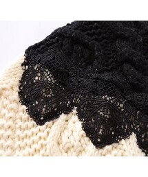 ZARA（ザラ）の「レース ネックライン ケーブルニット セーター 白