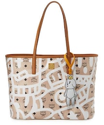 MCM（エムシーエム）の「MCM X Eddie Kang Logo Tote Bag