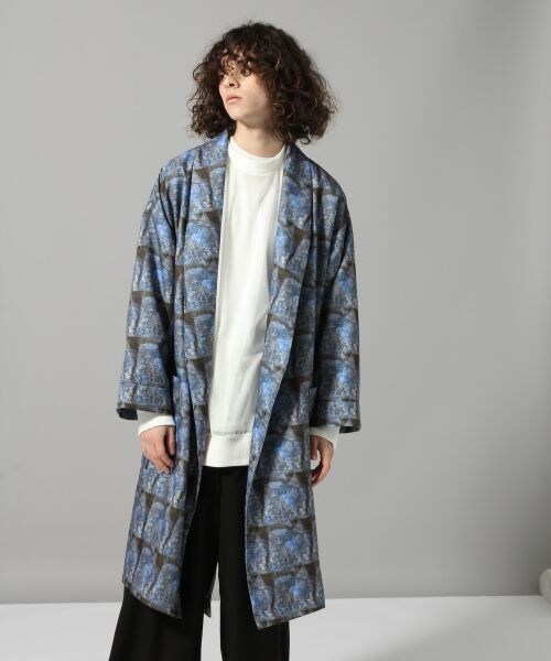 HARE（ハレ）の「ソウガラデザインガウン（ジャケット/アウター・ブラック/ブルー）」の2枚目の写真