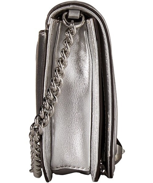 REBECCA MINKOFF（レベッカミンコフ）の「Rebecca Minkoff - Chevron Quilted Small Love Crossbody Cross Body Handbags（ショルダーバッグ・レディース・Bianco/Brass Metallic/Carnation Red/Silver・One Size）」の7枚目の写真