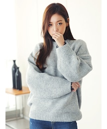 KORMARCH | ウール混ラウンドネックニットプルオーバー(ニット/セーター)
