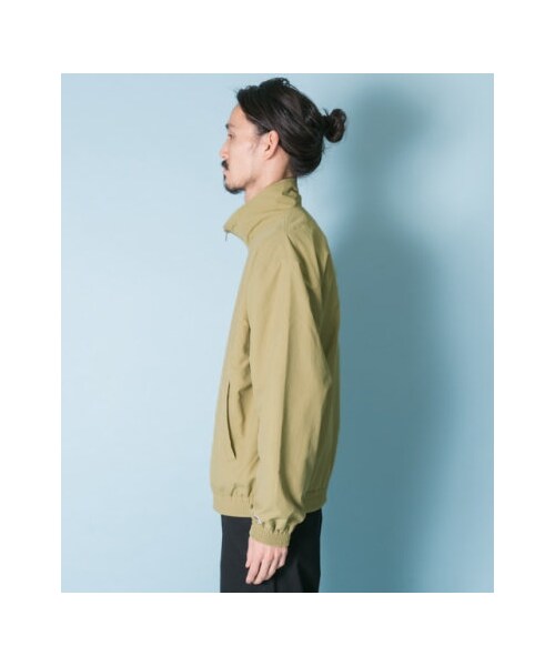 URBAN RESEARCH（アーバンリサーチ）の「【予約】Champion×URBAN RESEARCH 別注ナイロントラックジャケット（その他・メンズ・NAVY/BLACK/BEIGE・M/L/XL）」の12枚目の写真