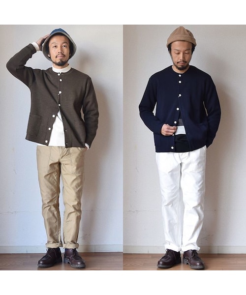 STILL BY HAND（スティルバイハンド）の「STILL BY HAND CREWNECK